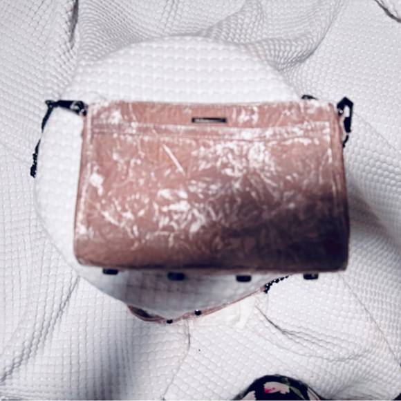 New Rebecca Minkoff Crossbody, beige, crushed velvet, dark hardware zippered top - Picture 5 of 7